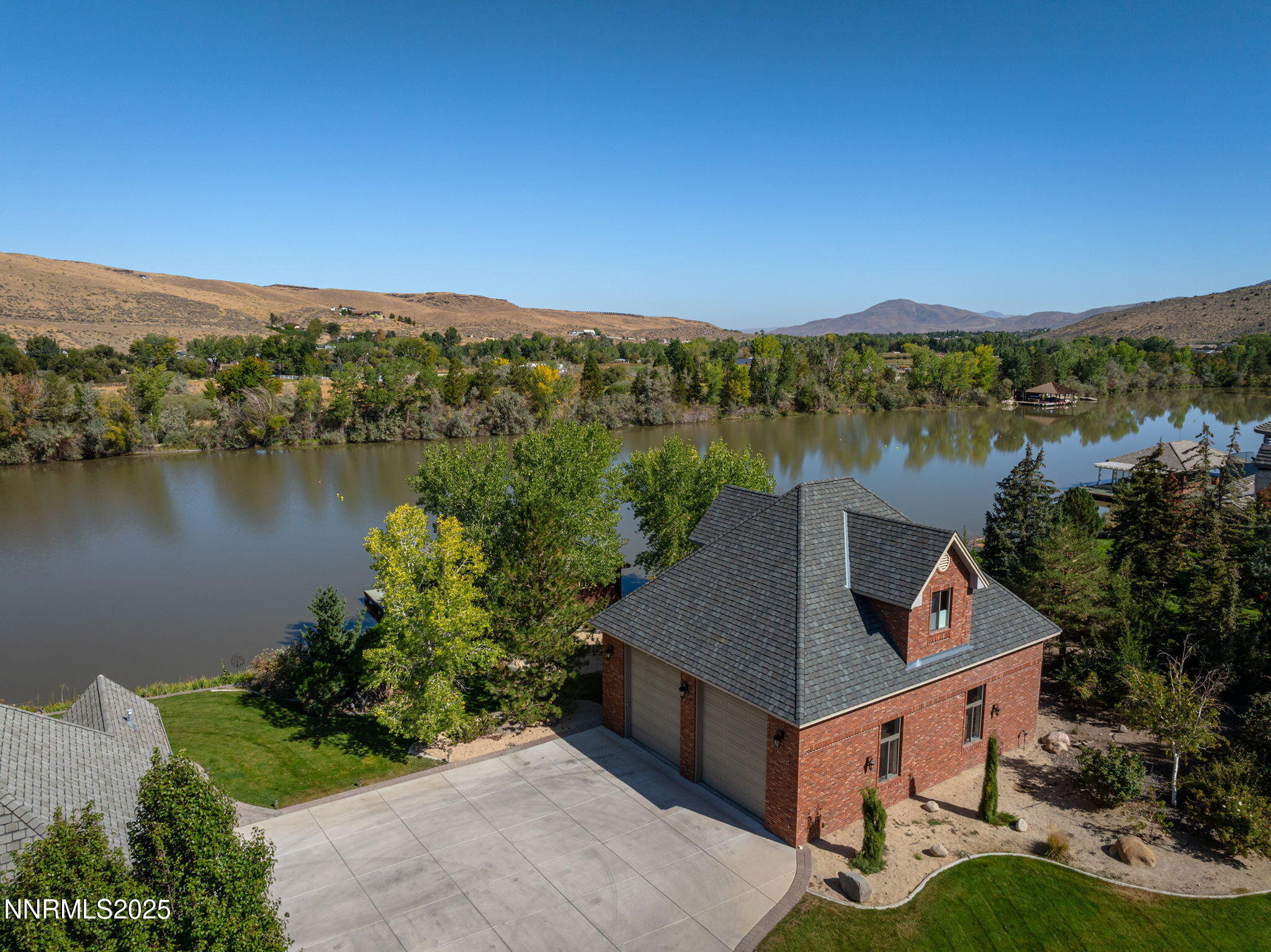 61-web-or-mls-DJI_0326