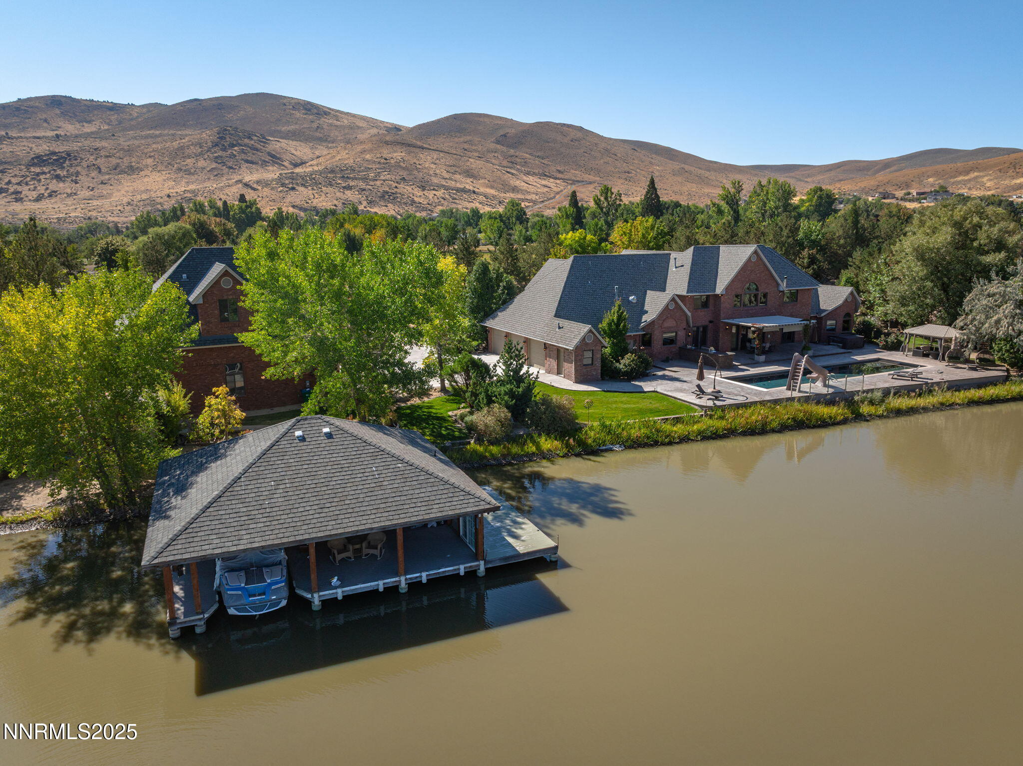 56-web-or-mls-DJI_0327