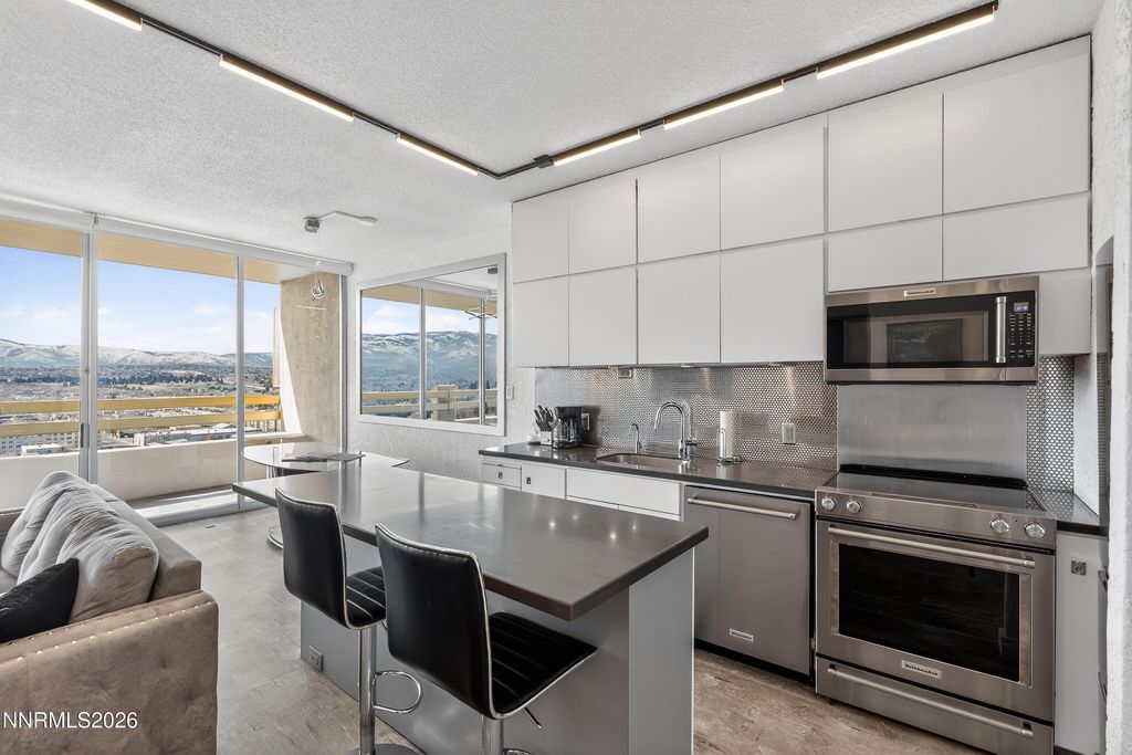 Photo of 100 N Arlington Avenue #UNIT 22H, Reno, NV 89501 (MLS # 260001346)