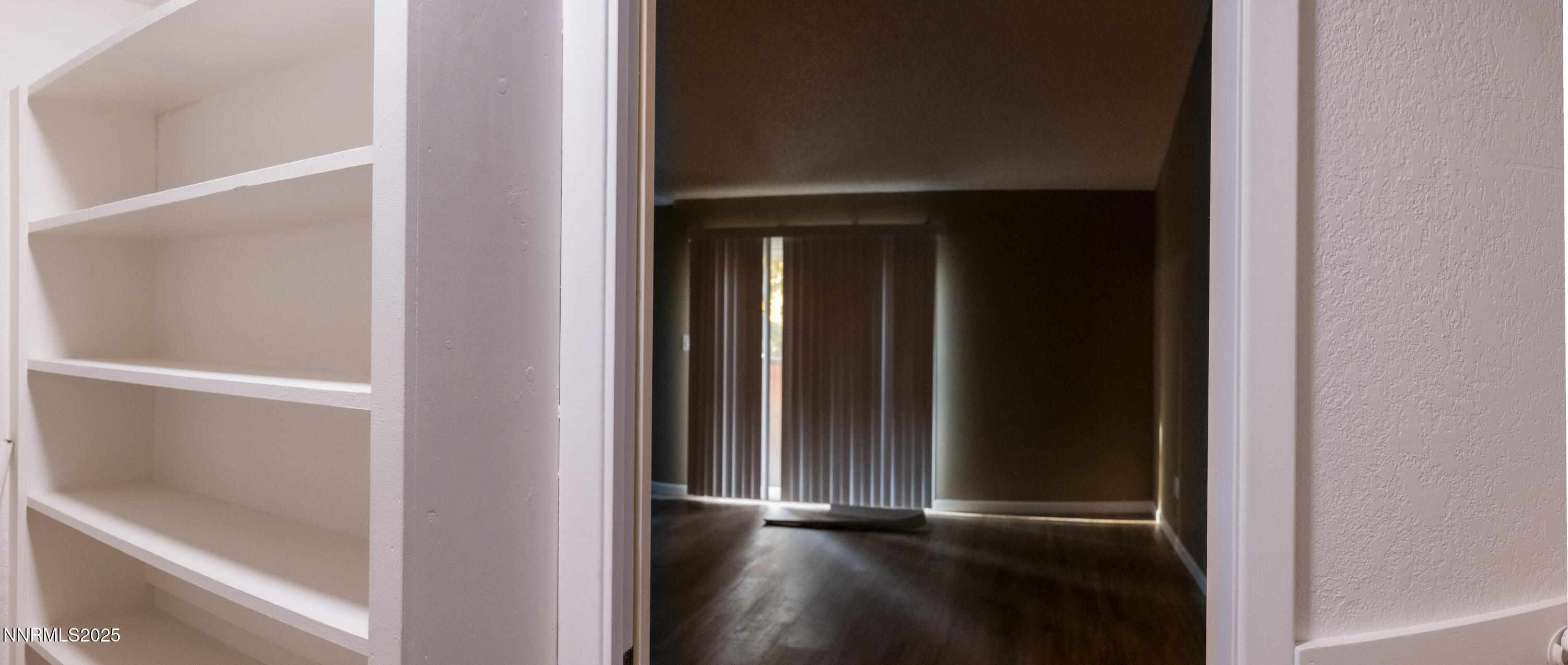 IslaPhoto-360-East-Riverview-Circle-11