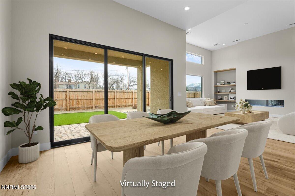 028-Vitually Staged (7 of 13)