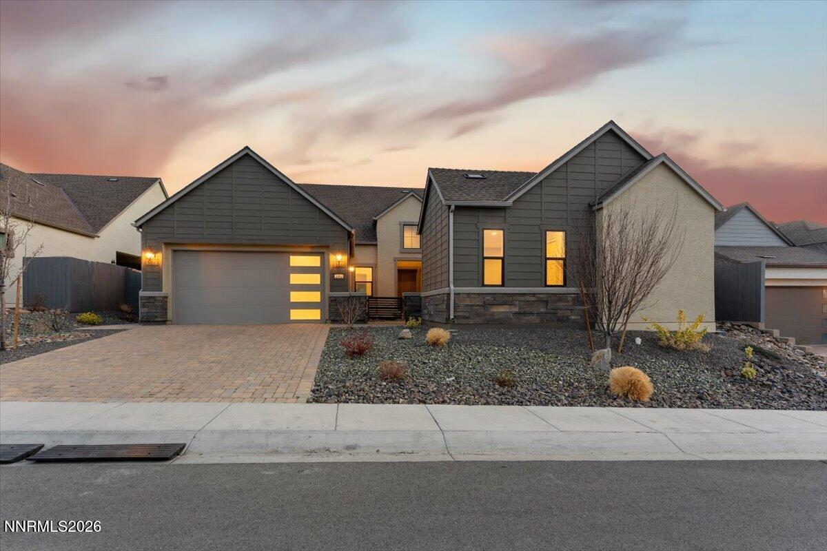 2982 Saddle Peak Drive