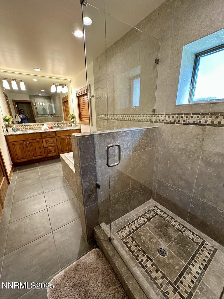 48E2A86B-7865-4312-8B34-E39C08C66131_1_1