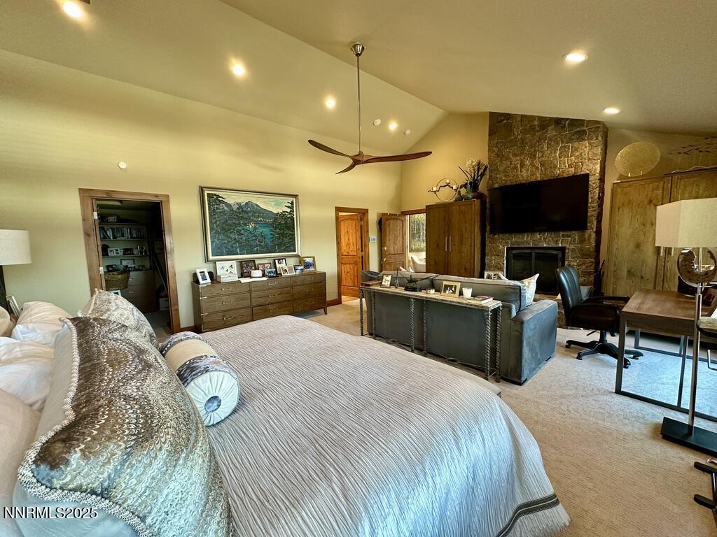 0DB4D740-DD7A-4385-BCC6-422E63F3D081_1_1