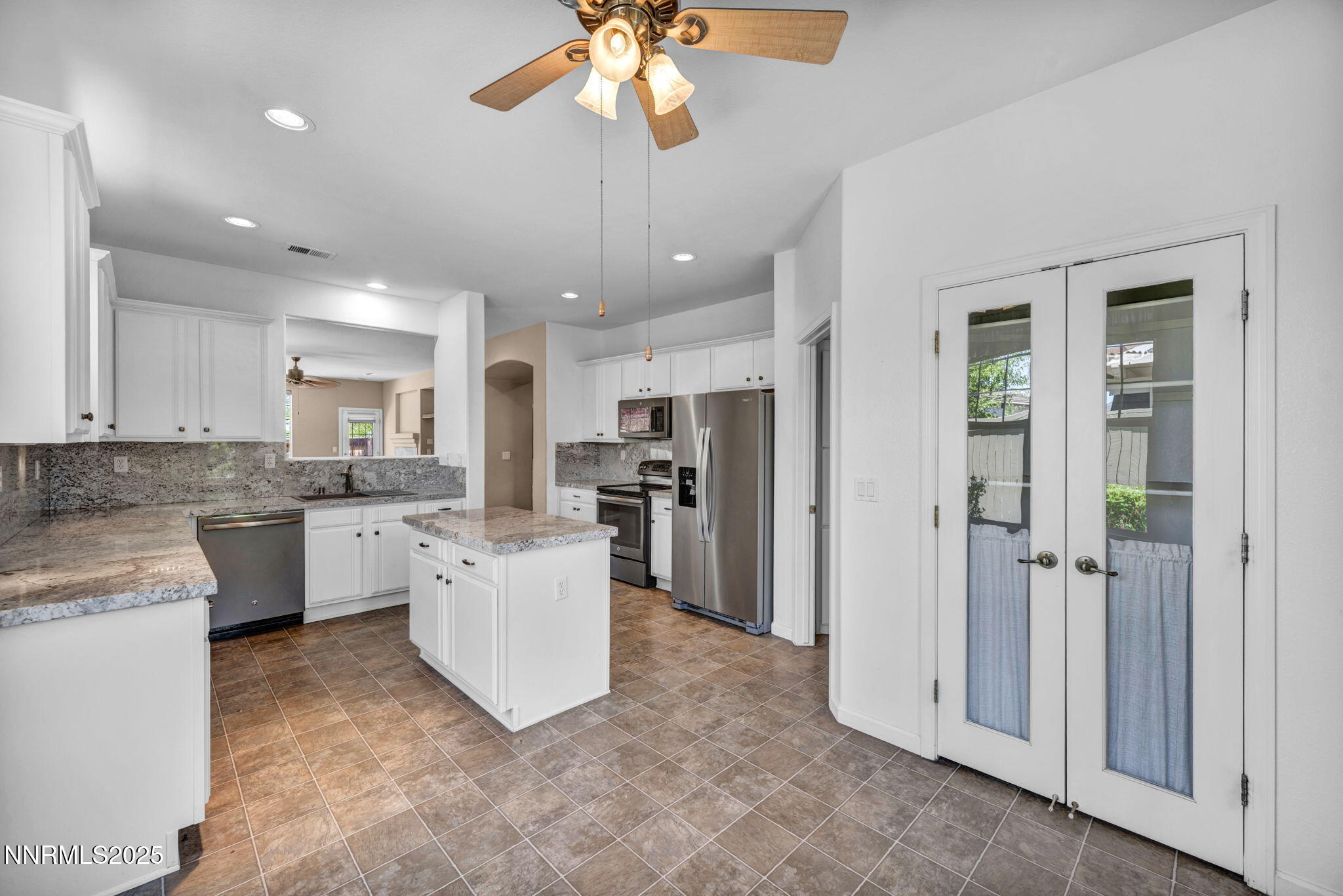 Reno, Nevada 89521, United States, 3 Bedrooms Bedrooms, ,2 BathroomsBathrooms,Residential,Pending,155207