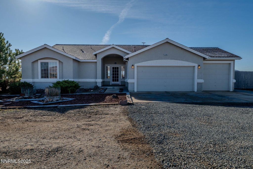 Photo of 12965 Seminole Road, Stagecoach, NV 89429 (MLS # 250058599)