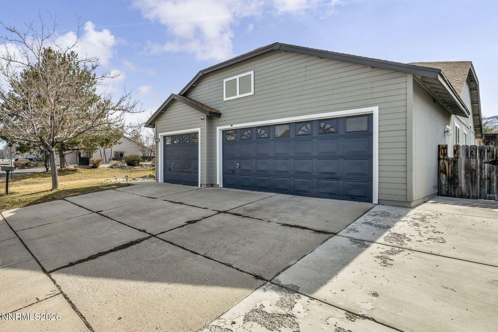 Photo of 8000 Monterey Shores Drive, Reno, NV 89506 (MLS # 260001993)