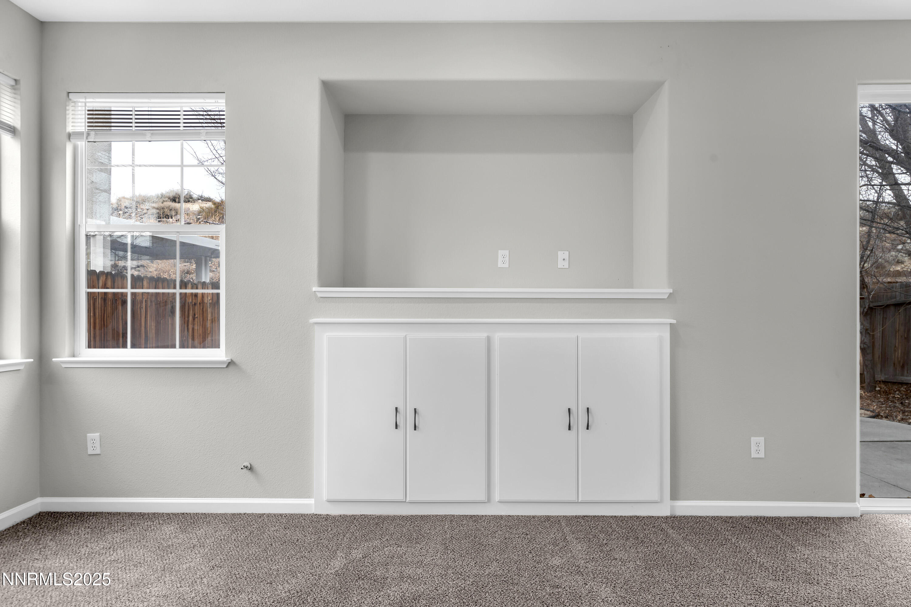 CanyonMesa-living room tv nook close up