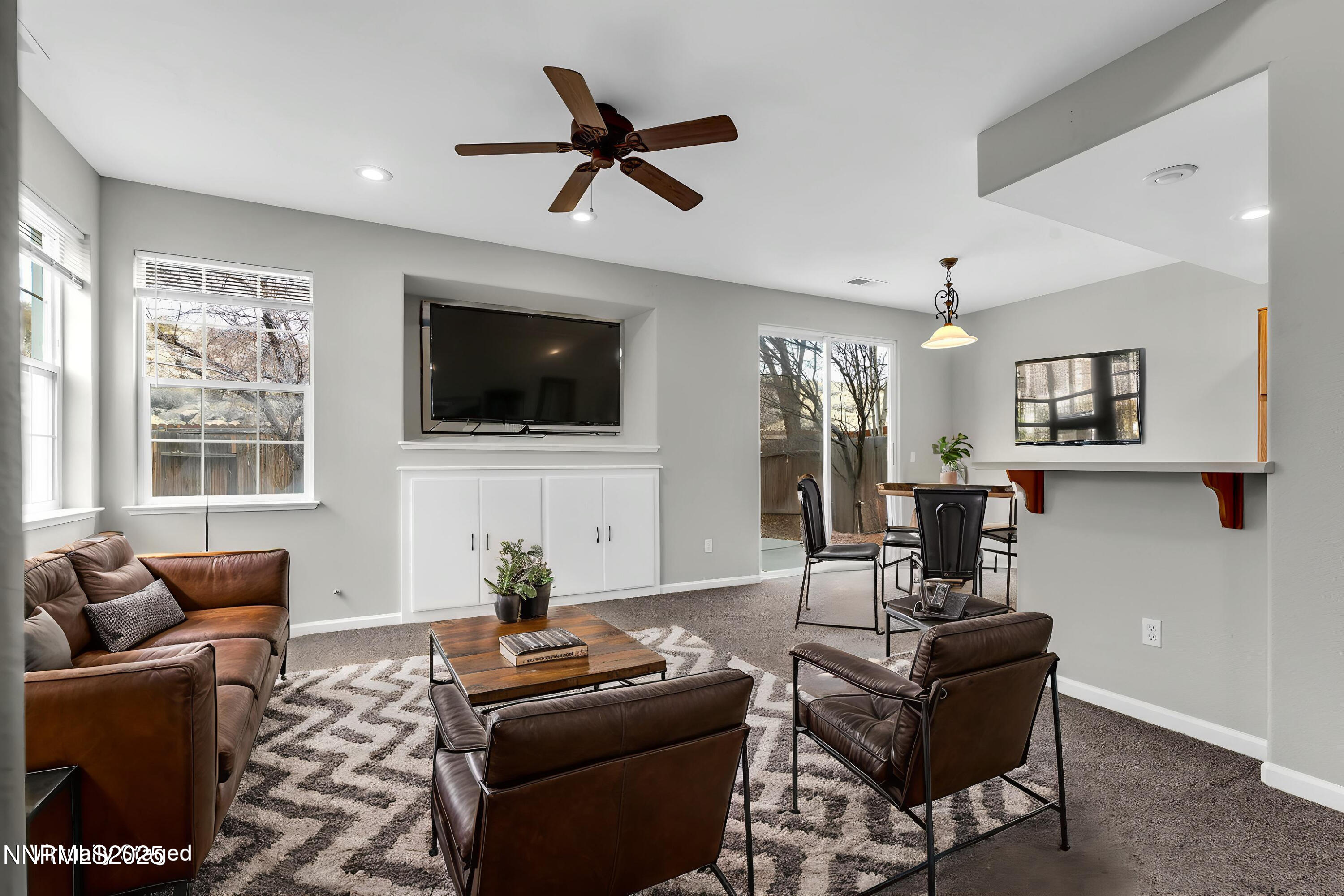 CanyonMesa-living-room-tv-nook-2-(2) - L