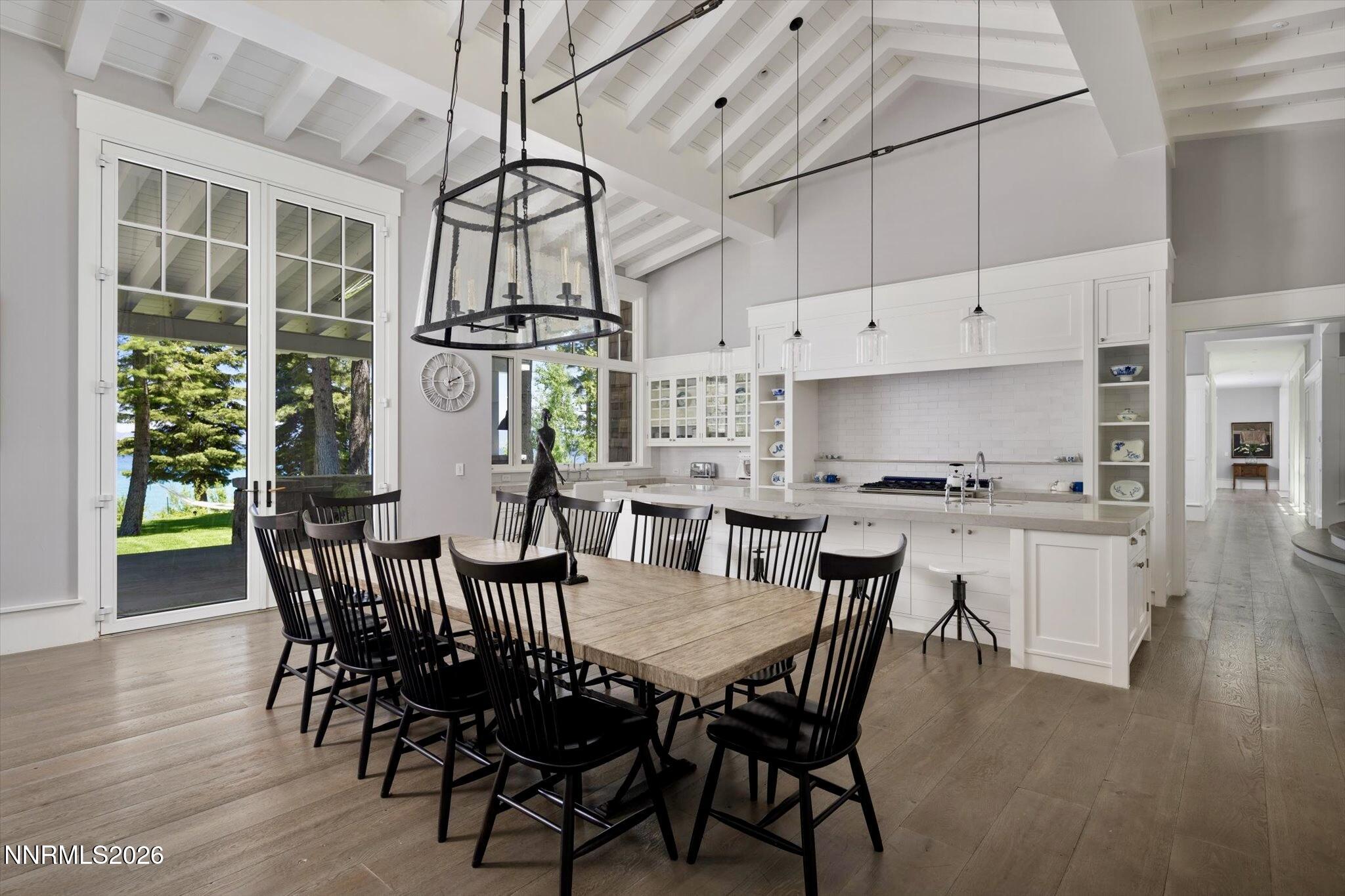13-Dining into Kitchen 2