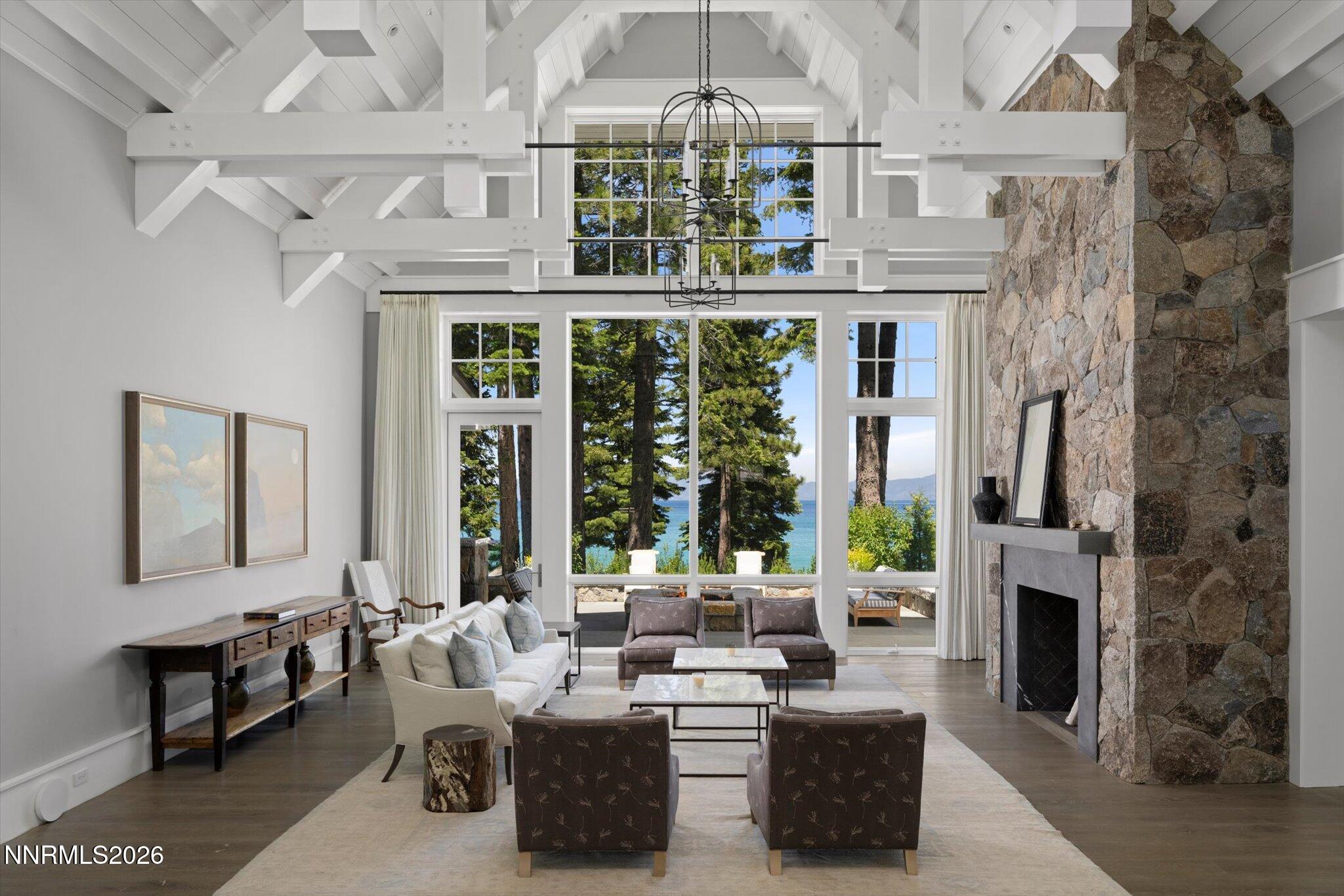 15-Second Living Room 2
