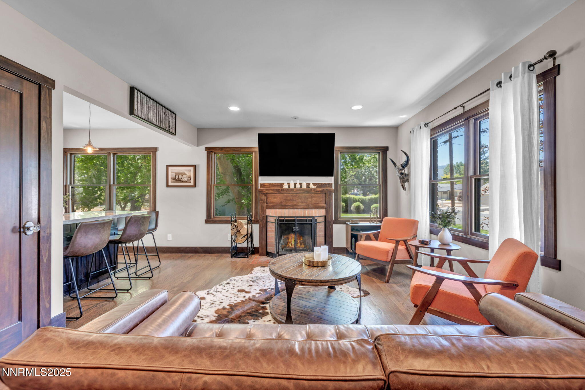 69-web-or-mls-1300-clough-rd