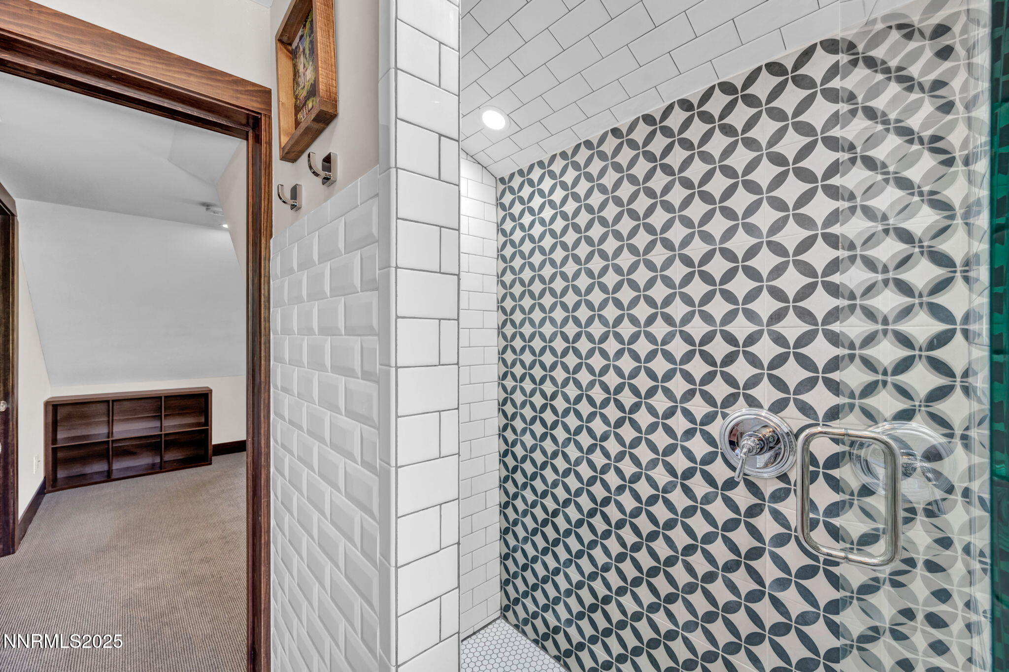 35-web-or-mls-1300-clough-rd