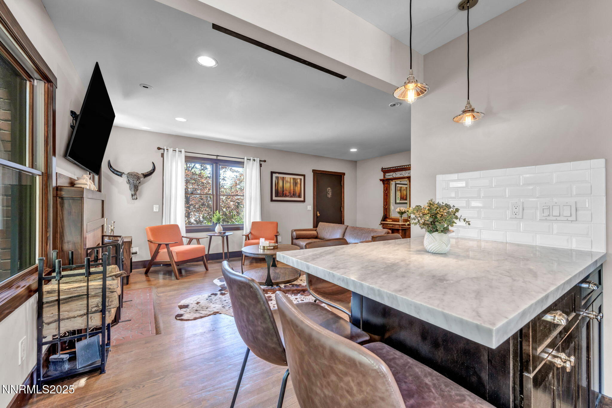 75-web-or-mls-1300-clough-rd