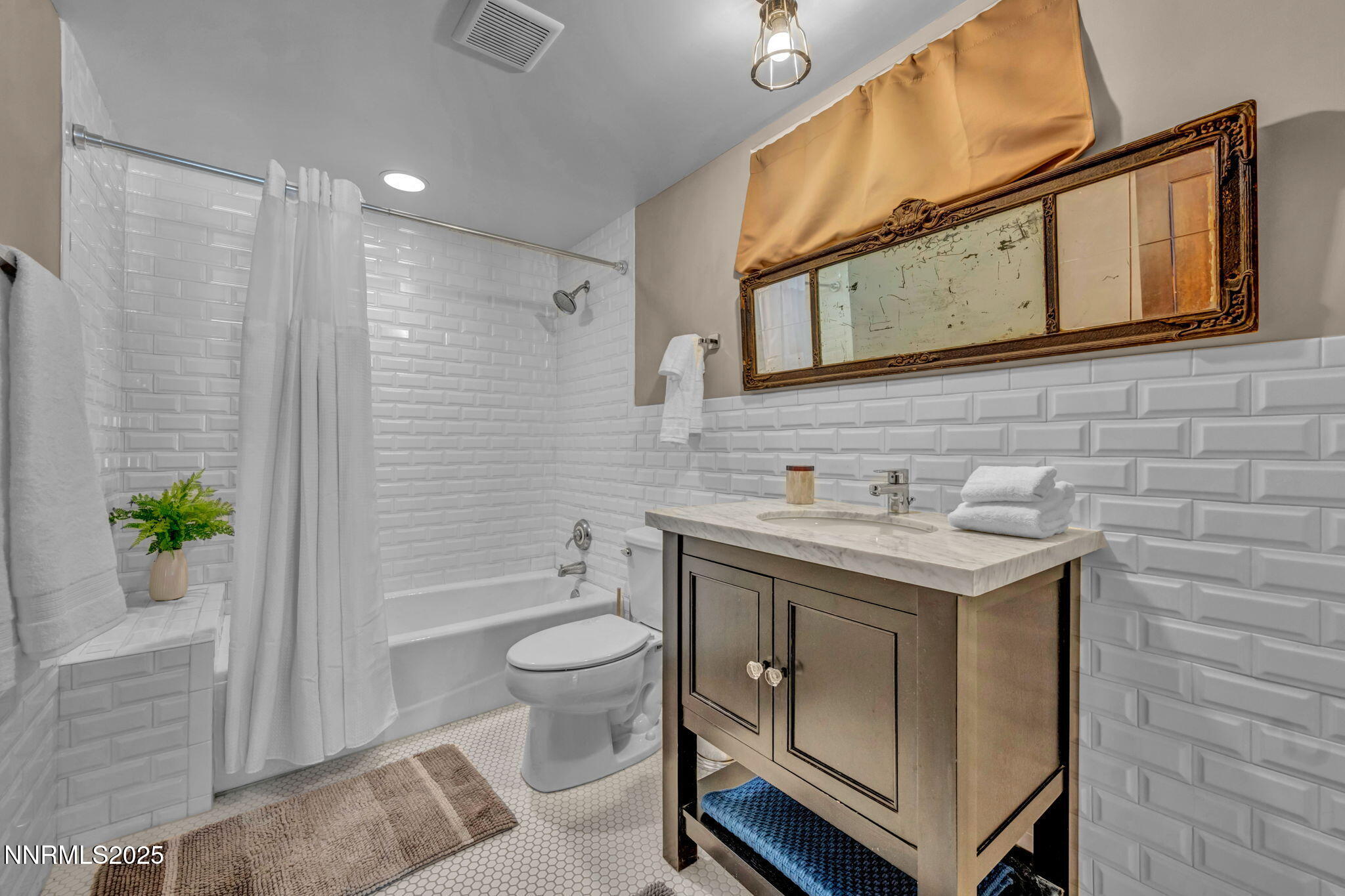 59-web-or-mls-1300-clough-rd