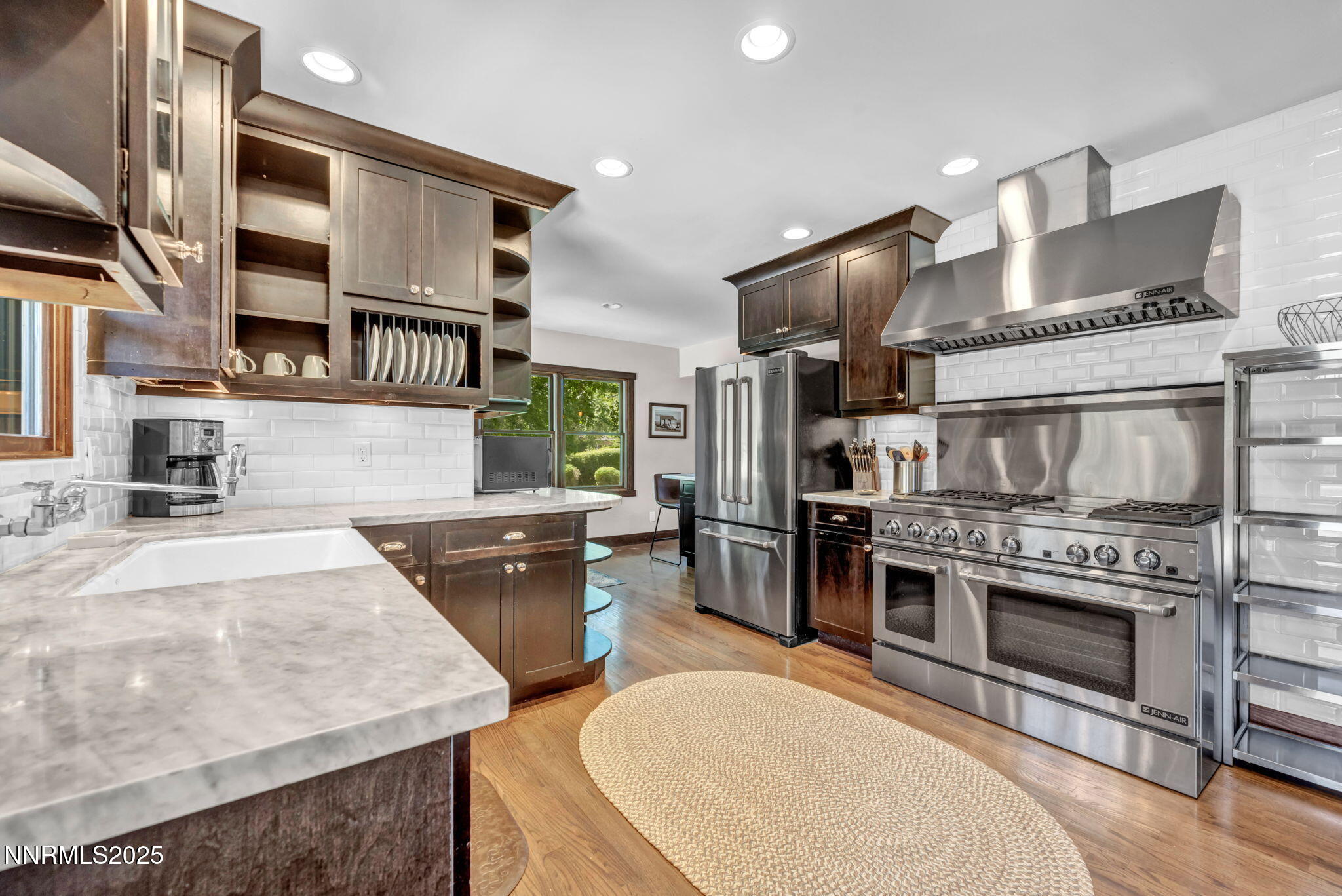 81-web-or-mls-1300-clough-rd