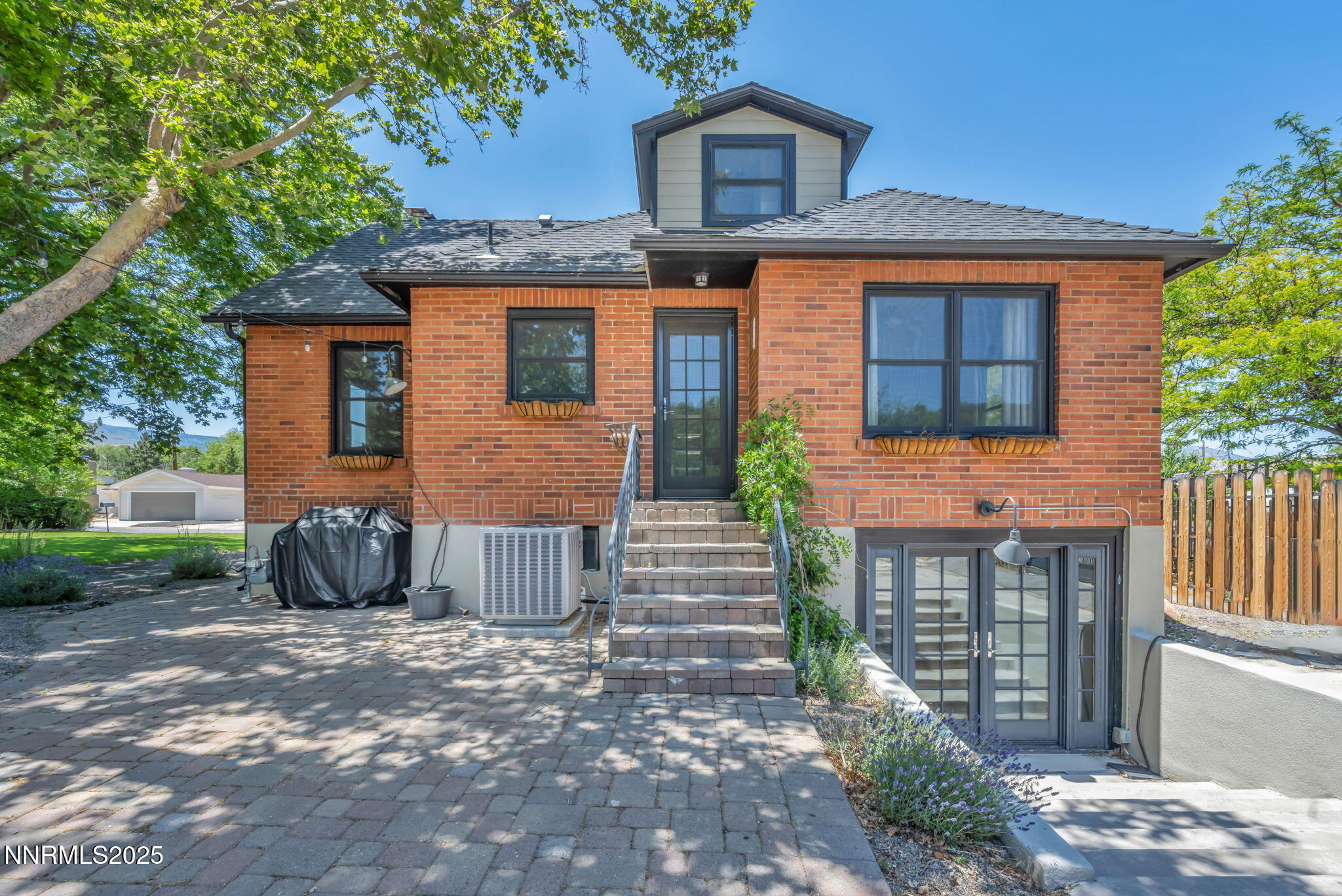 1-web-or-mls-1300-clough-rd