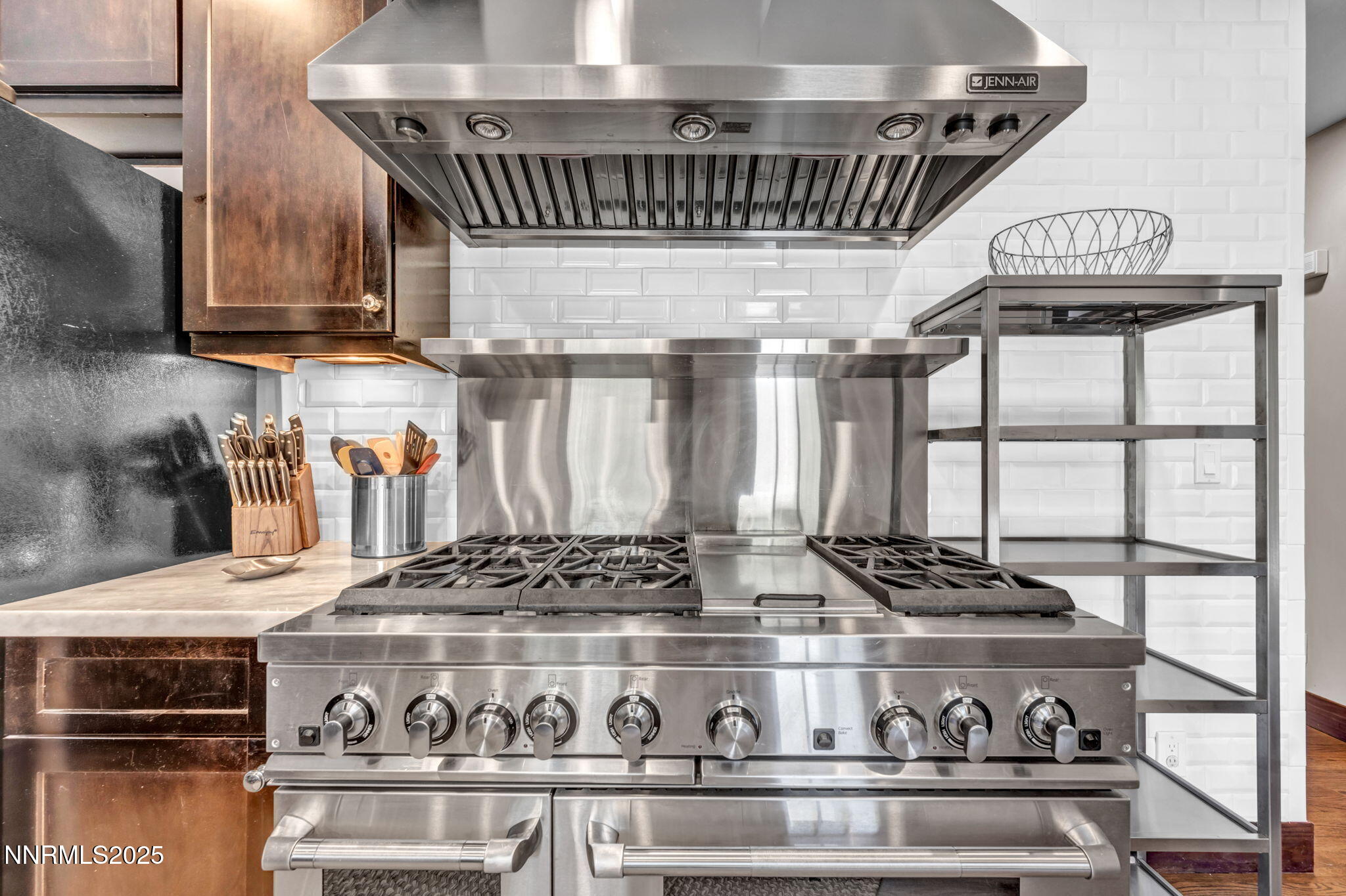 82-web-or-mls-1300-clough-rd