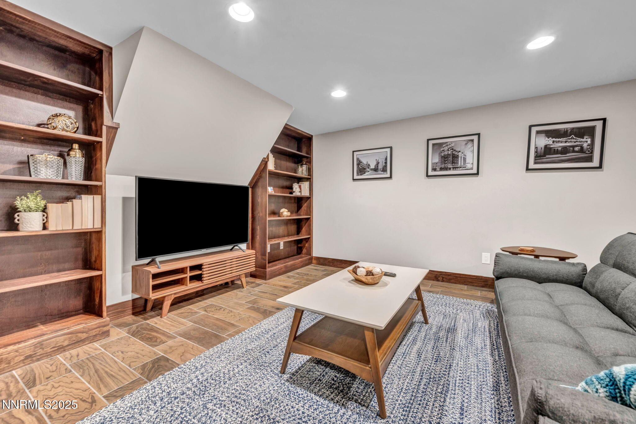 47-web-or-mls-1300-clough-rd