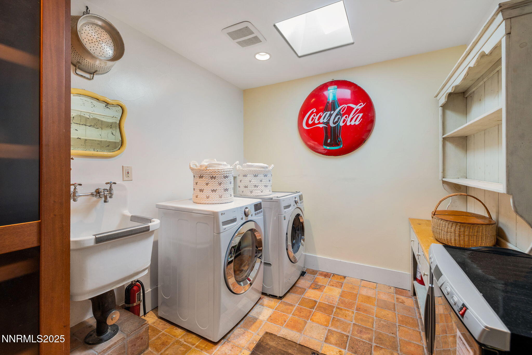 86-web-or-mls-1555 Marsh-62