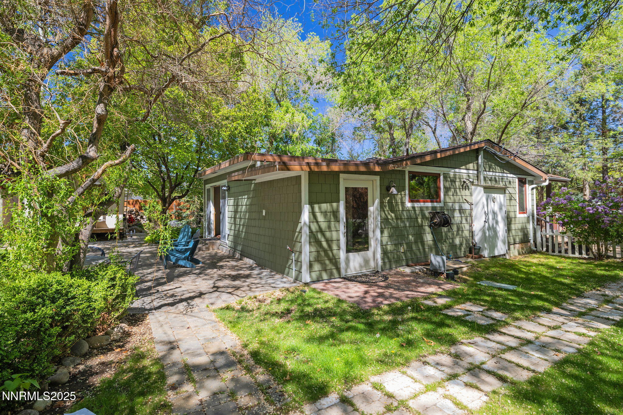 54-web-or-mls-1555 Marsh-32