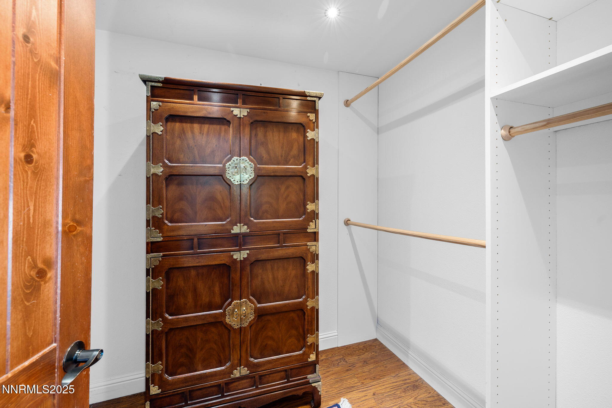 43-web-or-mls-1555 Marsh-19