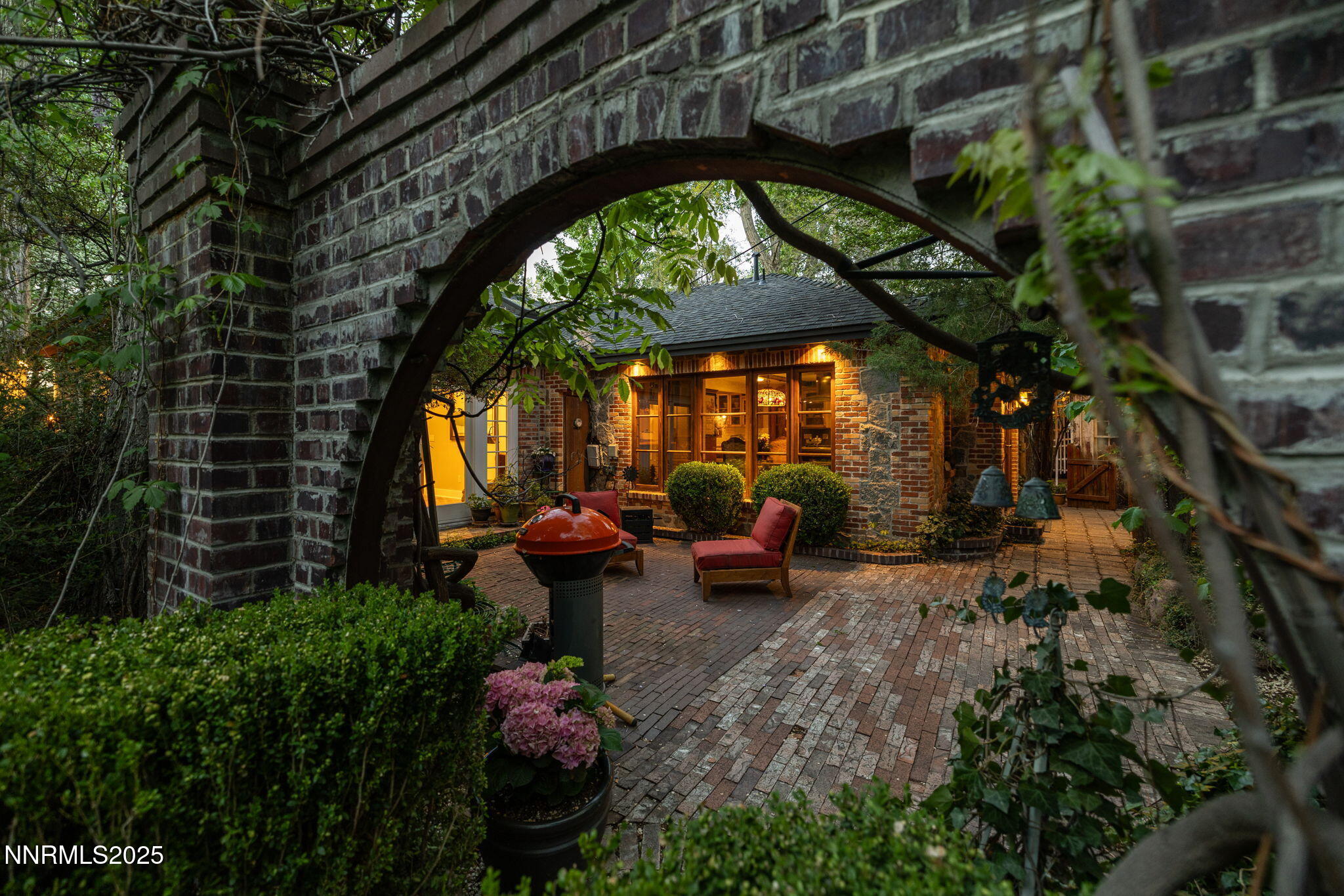 10-web-or-mls-1555 Marsh Twilight-17