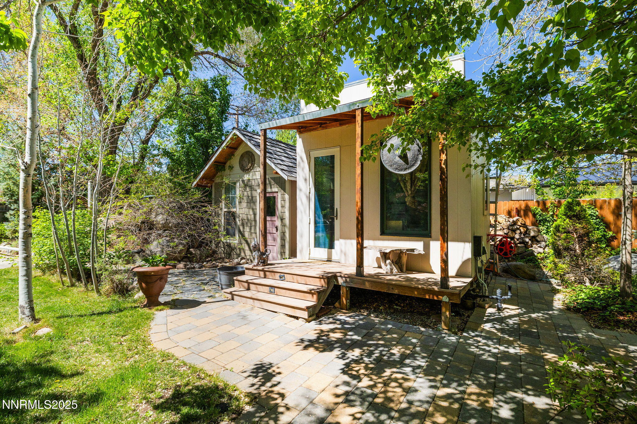 58-web-or-mls-1555 Marsh-36