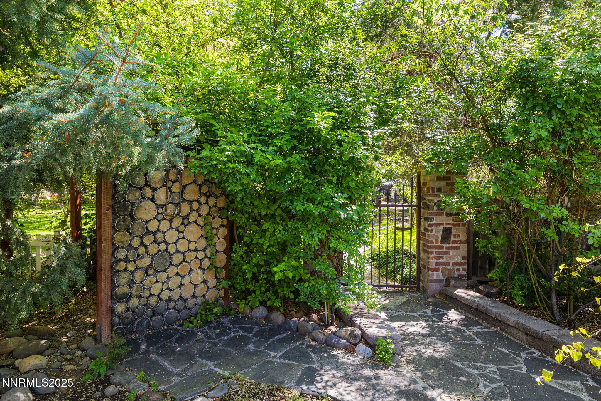 63-web-or-mls-1555 Marsh-41