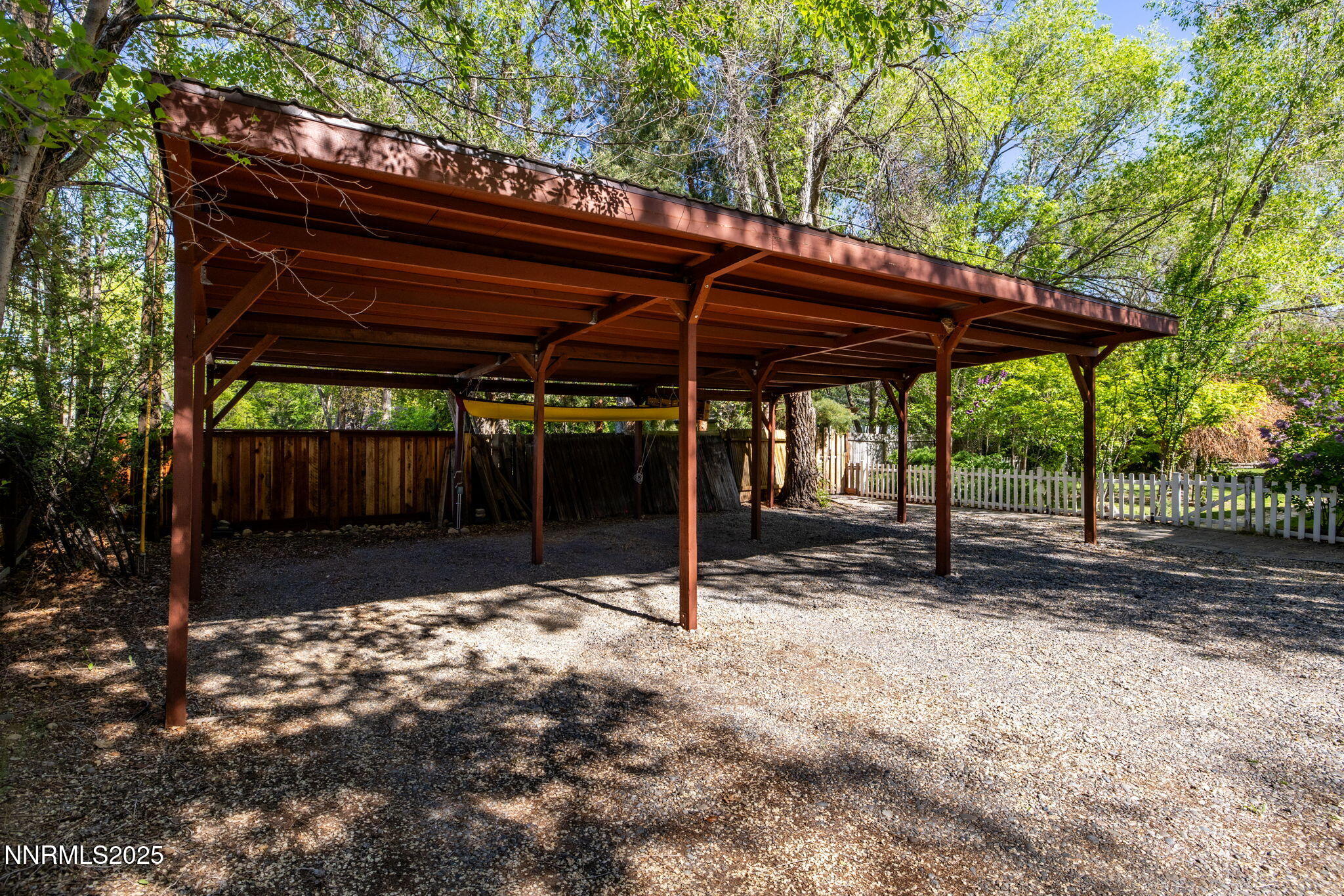 34-web-or-mls-1555 Mt Rose-4