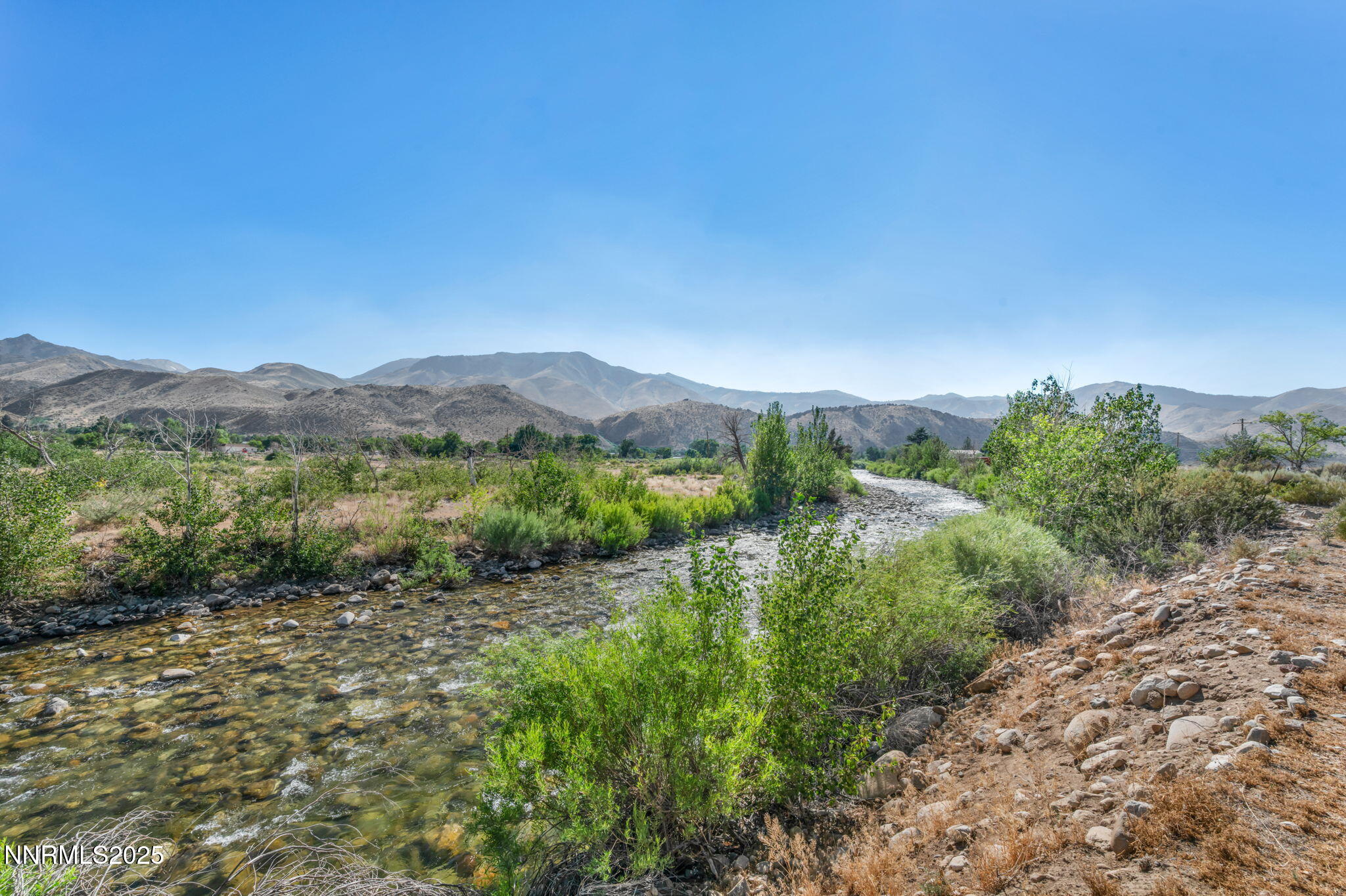 13-web-or-mls-547-n-river-ln