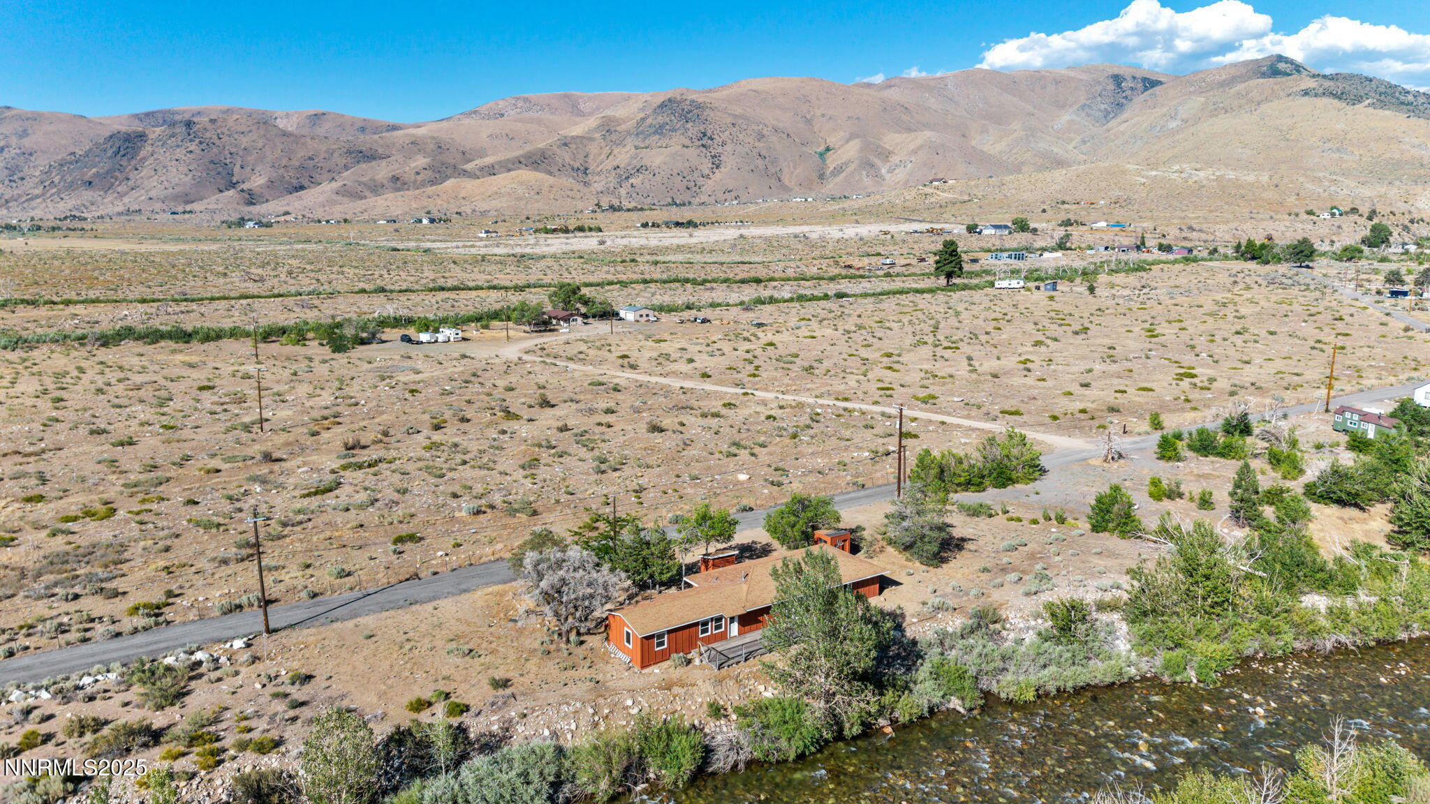 20-web-or-mls-547-n-river-ln