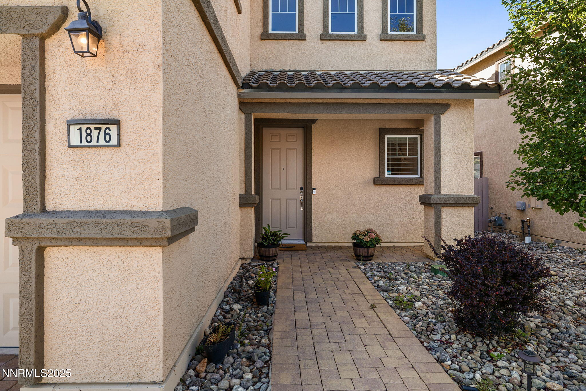 3-web-or-mls-1876 Braemore Dr-4