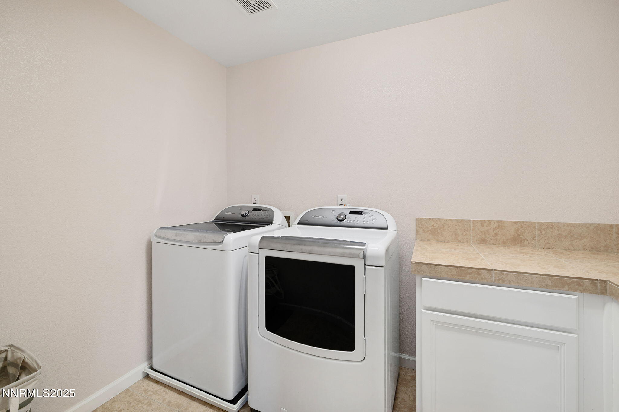 25-web-or-mls-1876 Braemore Dr-26