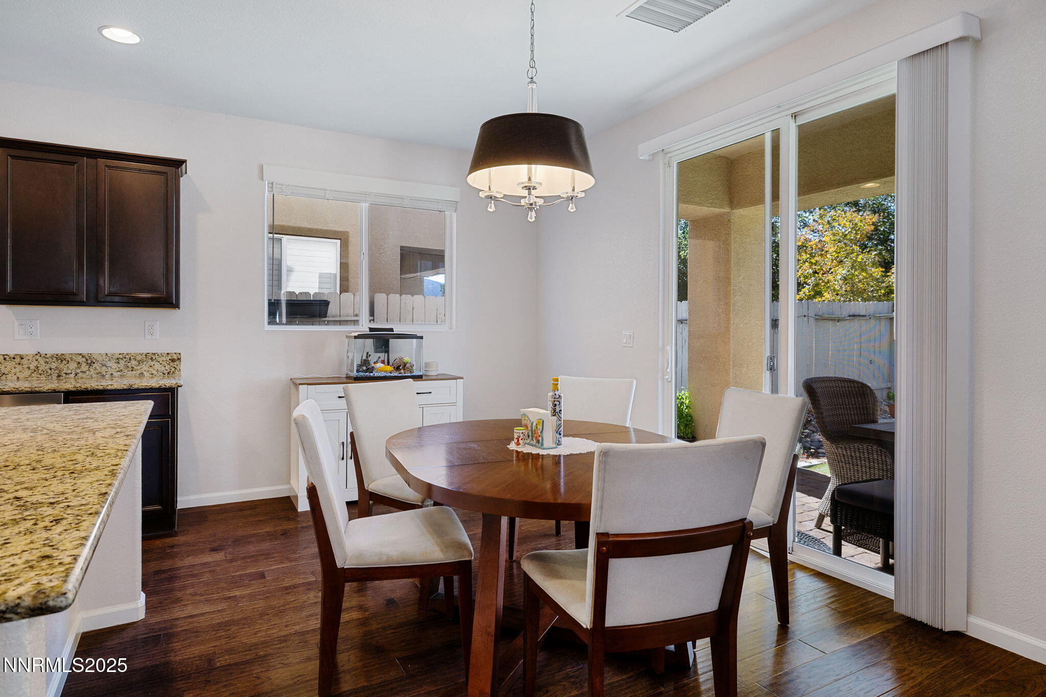 5-web-or-mls-1876 Braemore Dr-8