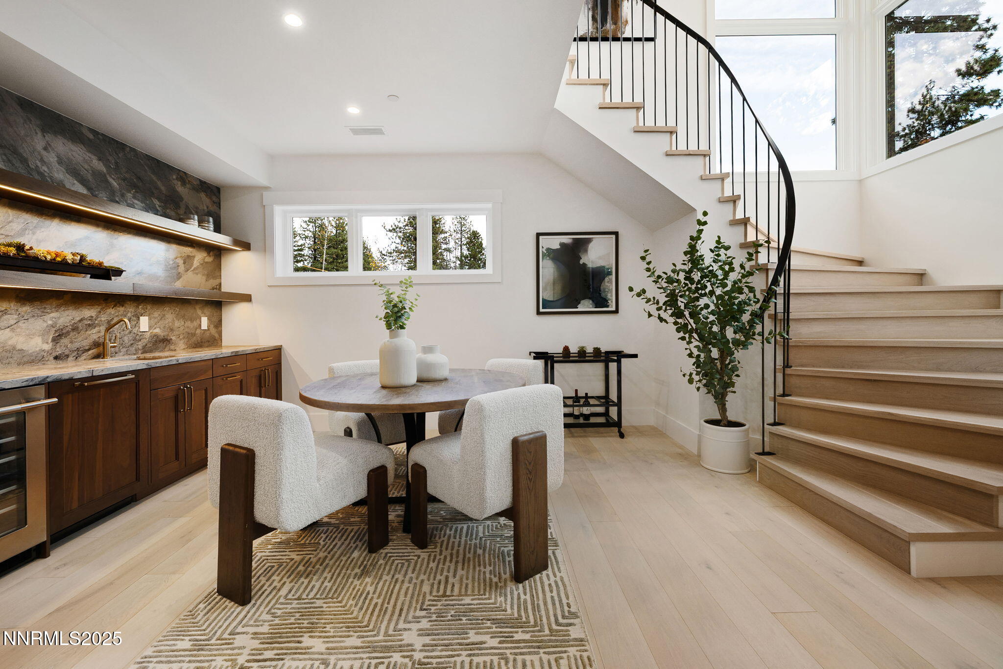 72-web-or-mls-3363 Golf Club Dr-42