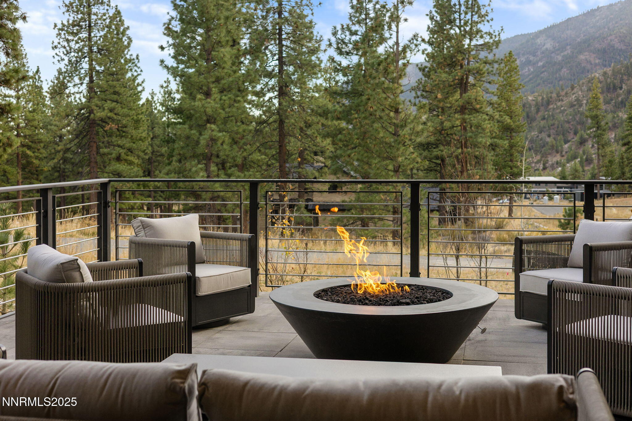 88-web-or-mls-3363 Golf Club Dr-58