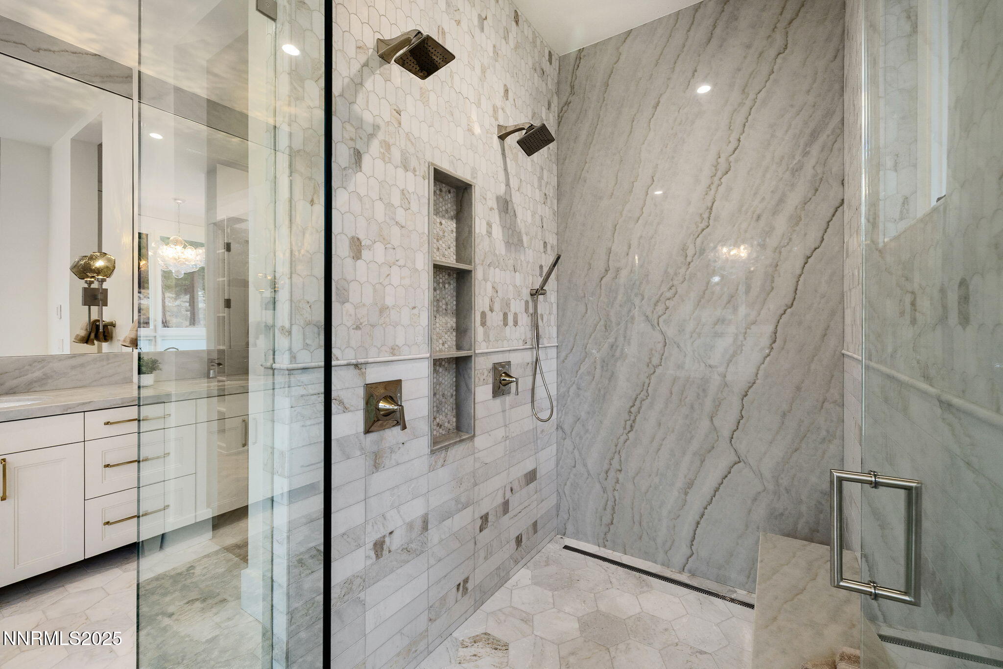 71-web-or-mls-3363 Golf Club Dr-39