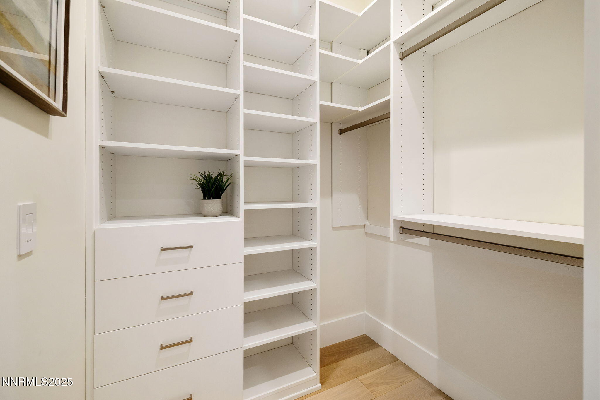 59-web-or-mls-3363 Golf Club Dr-32