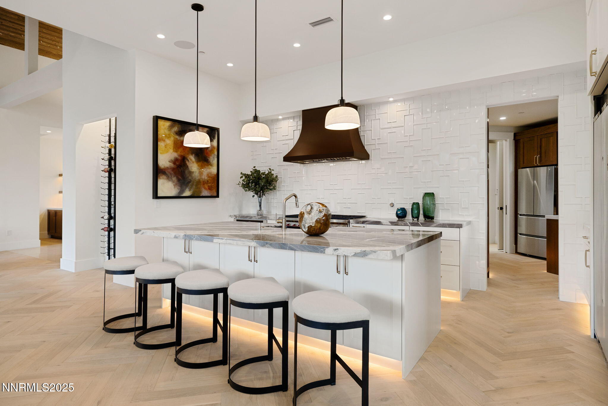 46-web-or-mls-3363 Golf Club Dr-16