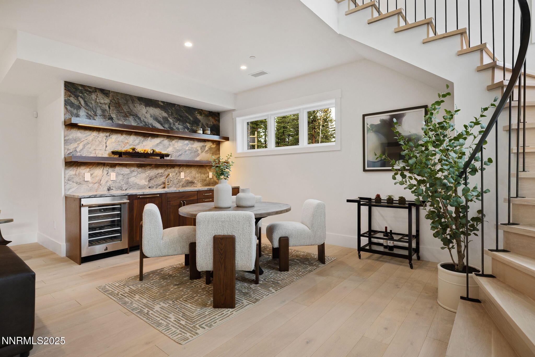 74-web-or-mls-3363 Golf Club Dr-44