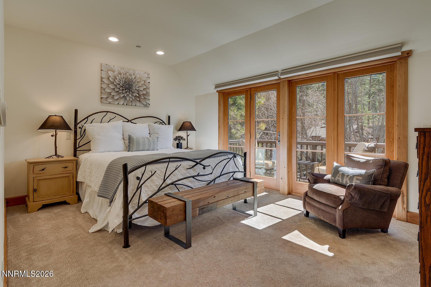 16 18 Stone Creek Ln-large-045-055-Bedr