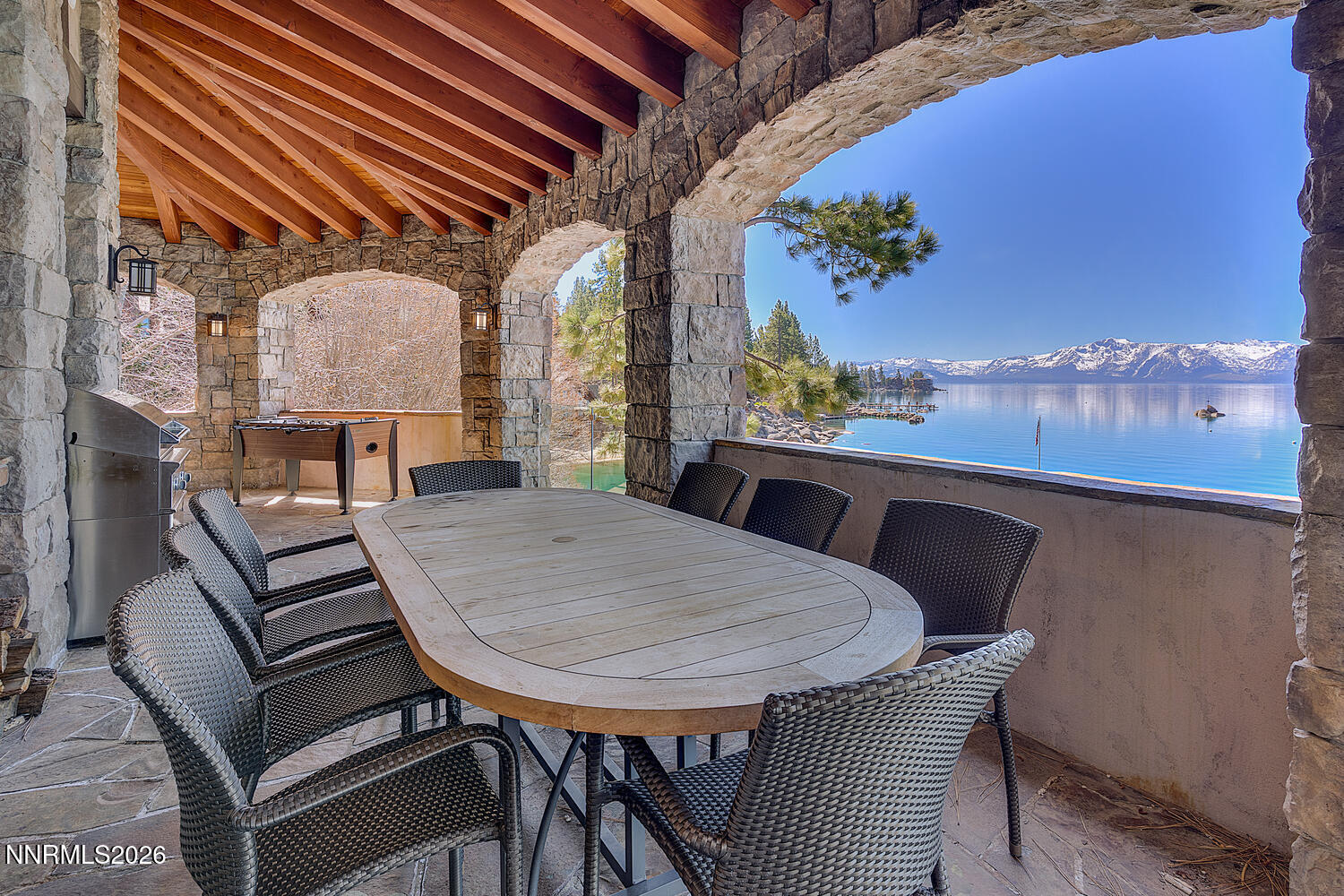 16 18 Stone Creek Ln-large-019-028-Pati