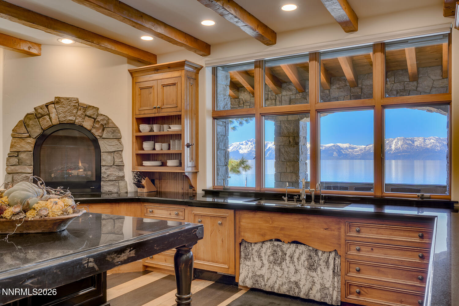 16 18 Stone Creek Ln-large-014-016-Kitc