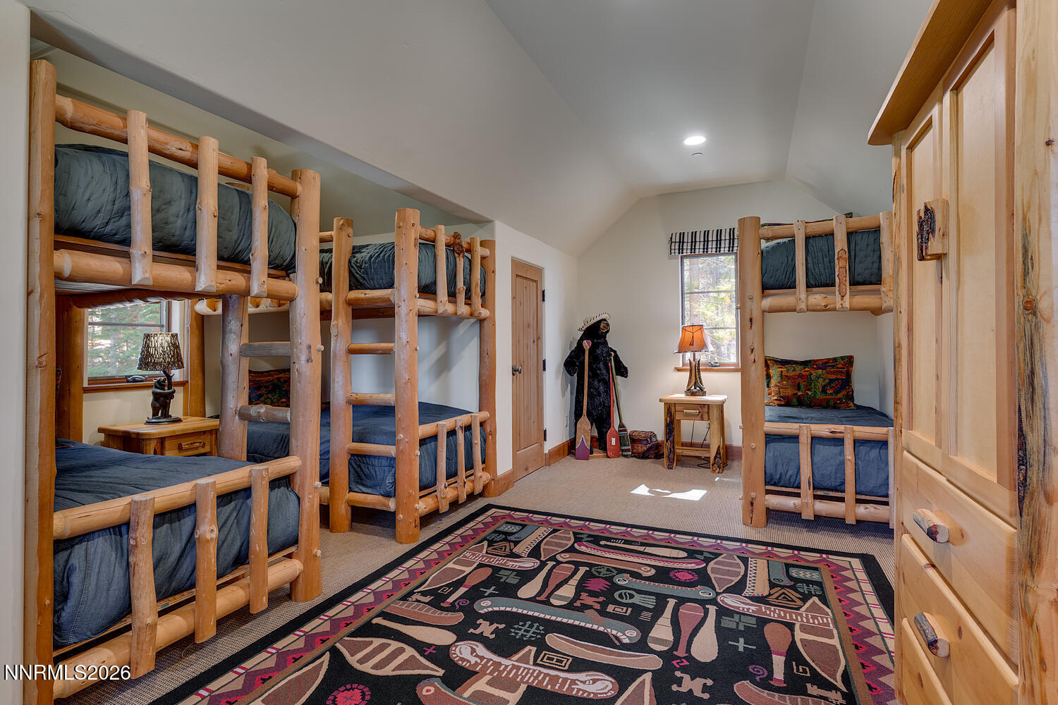 16 18 Stone Creek Ln-large-048-087-Bunk