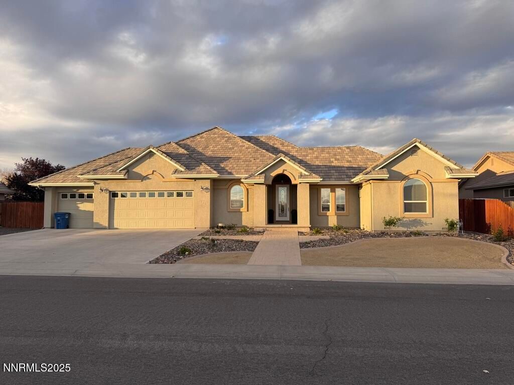 Photo of 1135 Whitehawk Drive, Fallon, NV 89406 (MLS # 250057955)