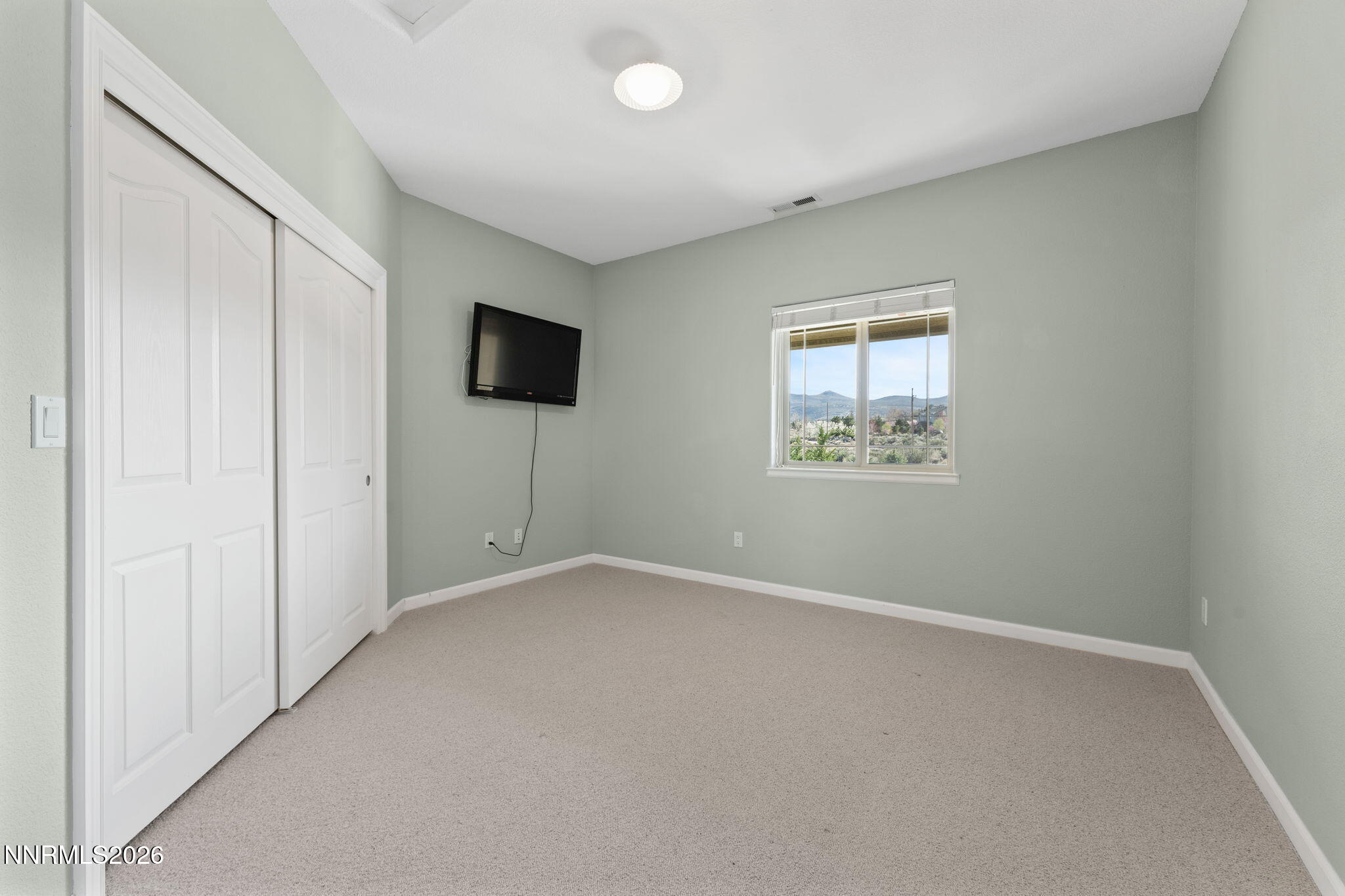 37-web-or-mls-2220 Whites Creek Lane Ren