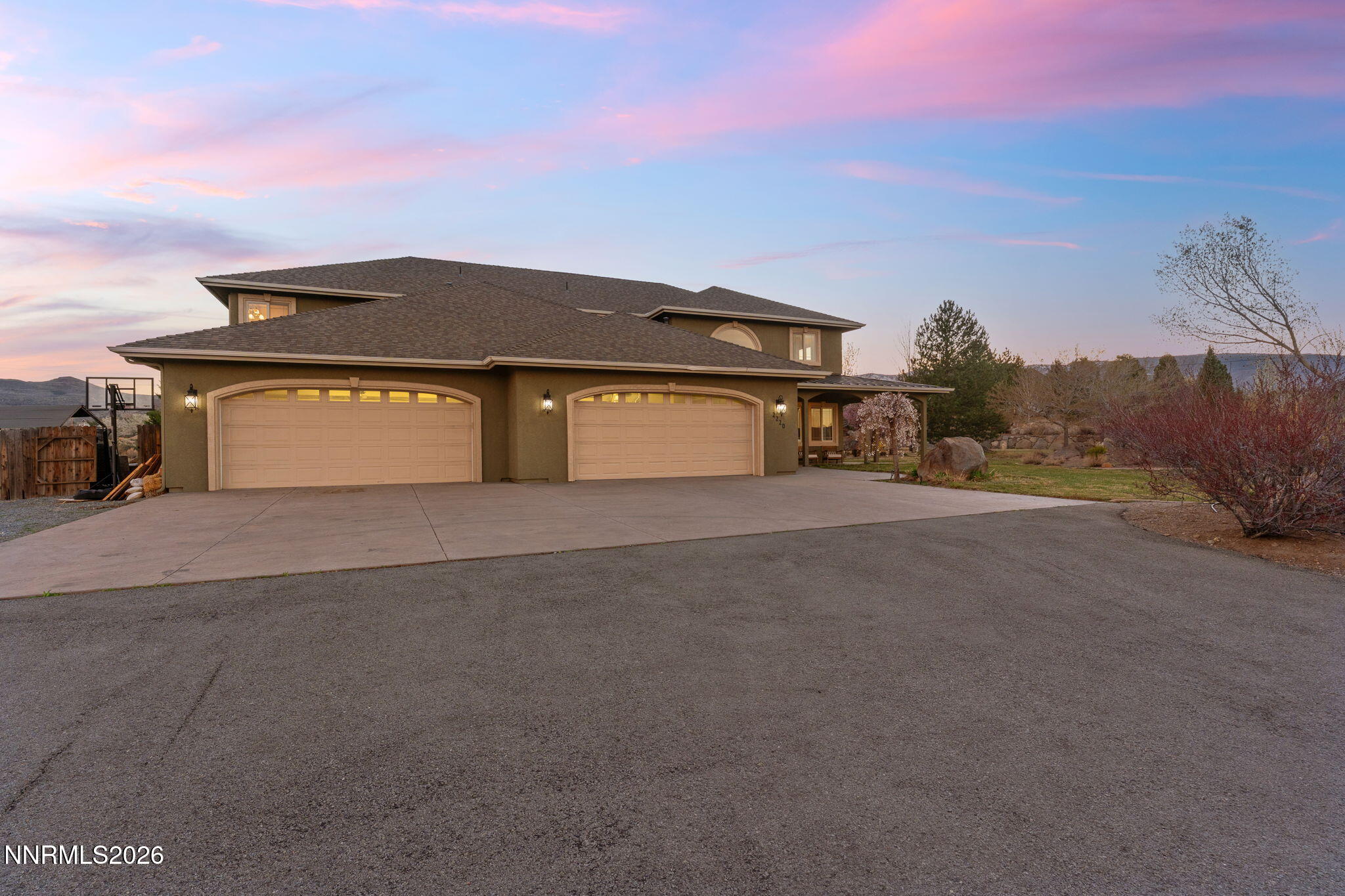 2220 Whites Creek Lane