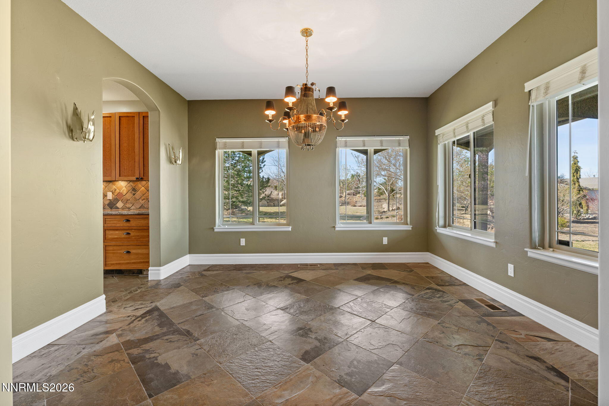 4-web-or-mls-2220 Whites Creek Lane Reno