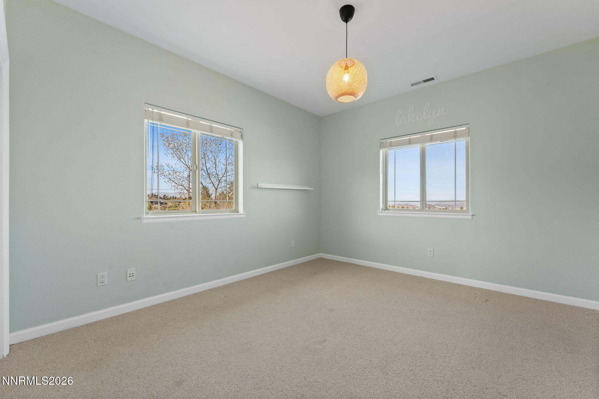 39-web-or-mls-2220 Whites Creek Lane Ren